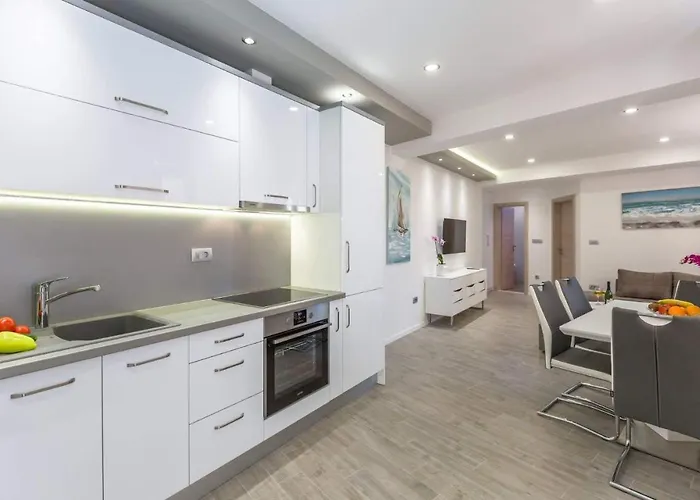 Dva Apartamento Makarska